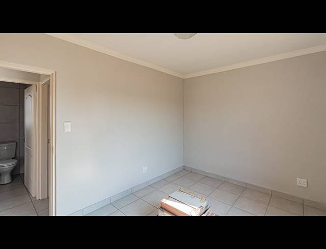 2 BEDROOM FREESTANDING FOR SALE IN KLERKSOORD